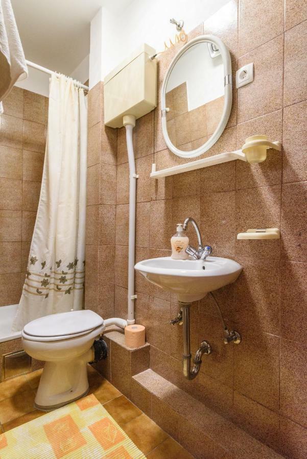 Accommodation Mamut Trogir Kültér fotó